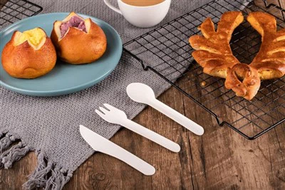 Столовые приборы из крафт-картона